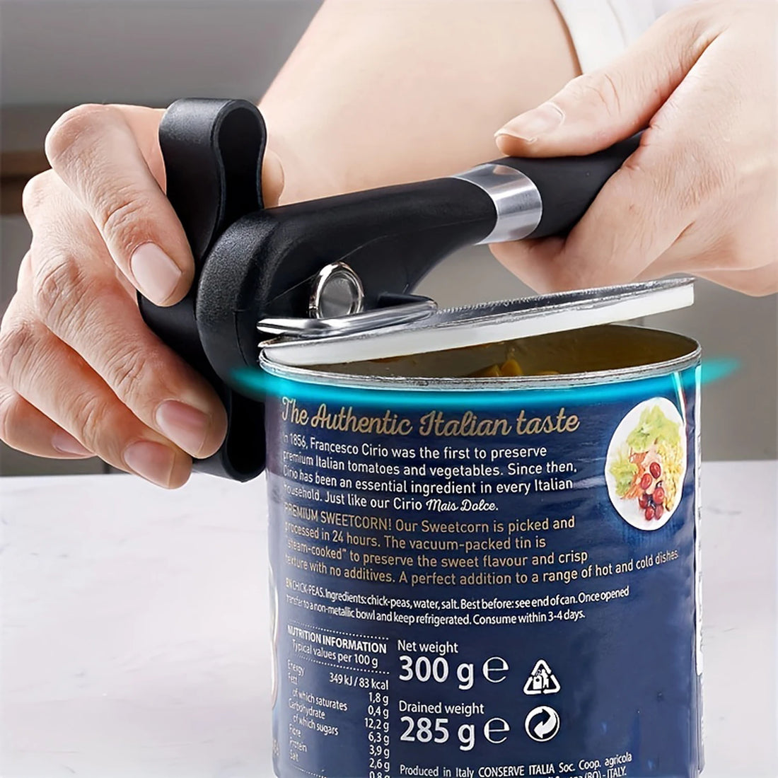 Plastic Hand-Operated Can Opener – Easy Grip Manual Kitchen Tool