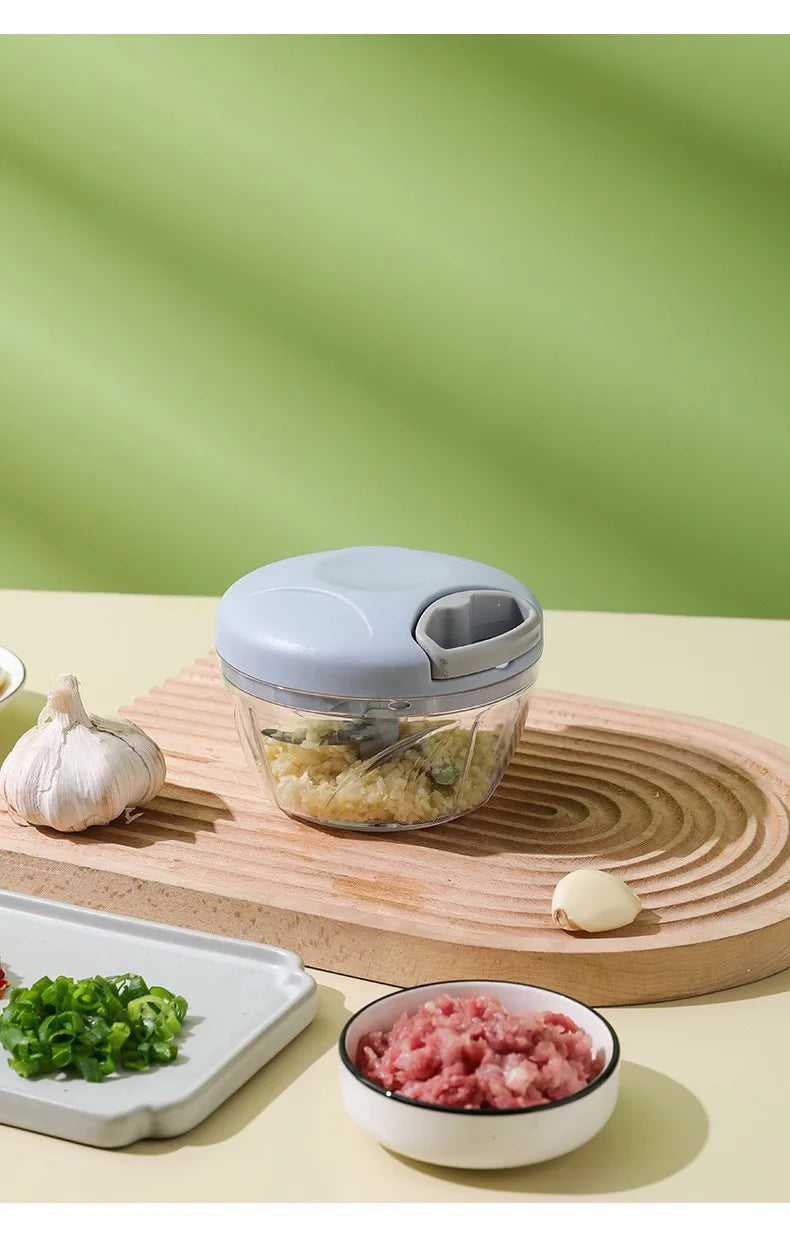 Manual Garlic Chopper & Vegetable Cutter – 900ML Food Processor