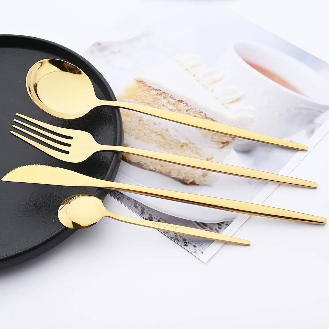 40-Piece Black & Gold Stainless Steel Dinnerware Set – Fork, Knife, Spoon & Chopsticks